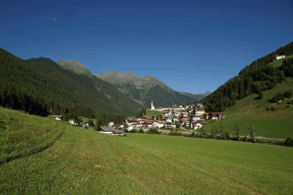 Hotel Muehlwald Exterior photo